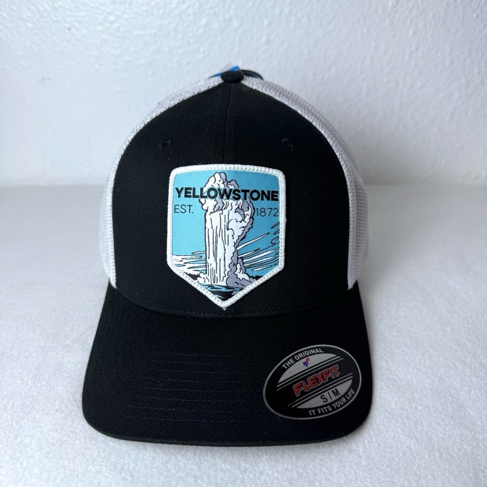 Columbia Yellowstone National Park Hat Flexfit Mesh Back Cap S/M Small Medium